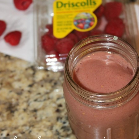 chocolate covered raspberry smoothie #myberrysmoothie