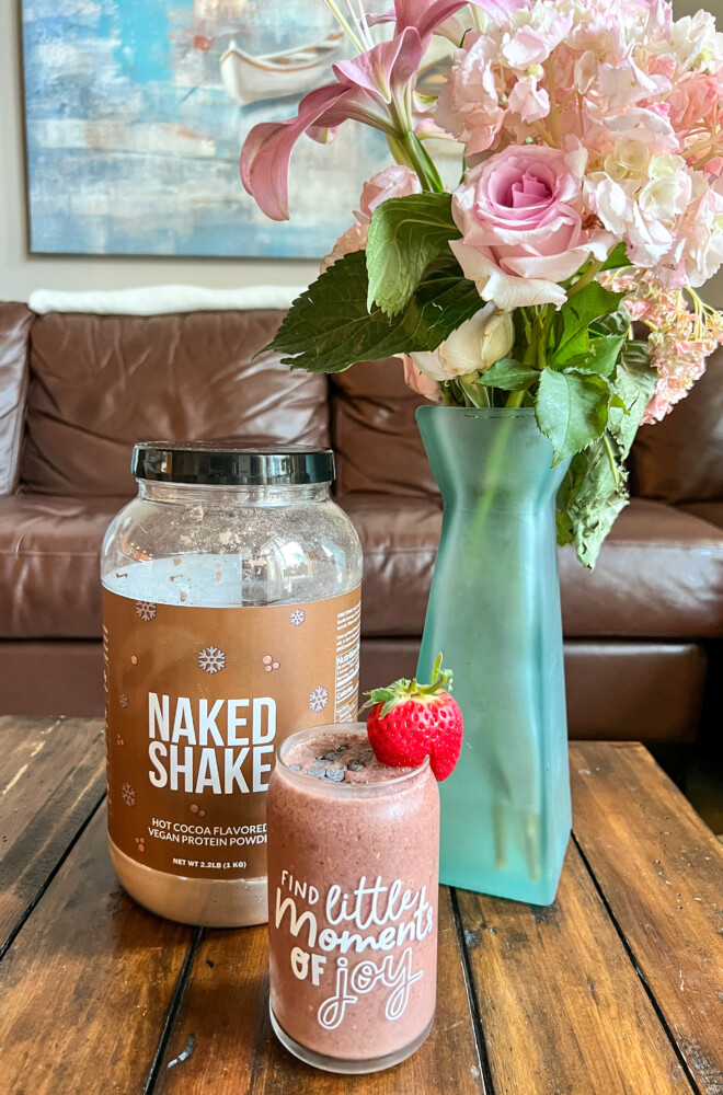 Chocolate Covered Berry Shake with Naked Nutrition