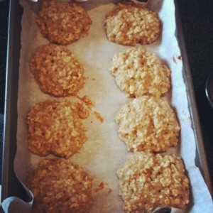 I made these low-fat, low-calorie Cinnamon Oatmeal Banana cookies, adapted from a recipe on the blog, Skinnytaste. The original recipe is a Oatmeal Banana Nut cookie, using chopped walnuts, but I opted to forgo on the nuts for an even lower fat and lower calorie version of the cookie.  I also used rolled oats instead of quick oats, and I think they really enhanced the flavor and texture of the cookie.  Instead of the gritty taste you can sometimes get from instant oatmeal, the rolled oats offered bigger pieces of oatmeal in every bite. They came out moist and fluffy and absolutely delicious! :)