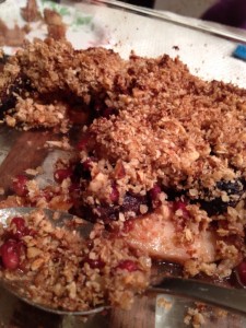 Apple, Fig & Pomegranate Crisp for #SundaySupper