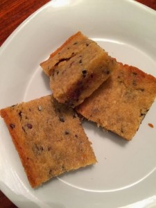 Chocolate Chip Cookies and Cream Bars