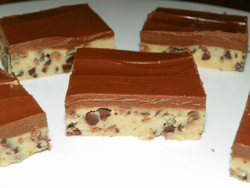 "A Little Piece of Me" Bakery and a Cookies and Cream Bark Giveaway! 