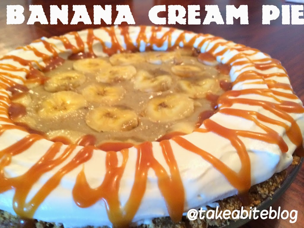 Banana Cream Pie for #MothersDay #SundaySupper 