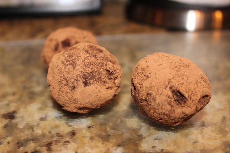 chocolate chai rum truffles #boozytruffles