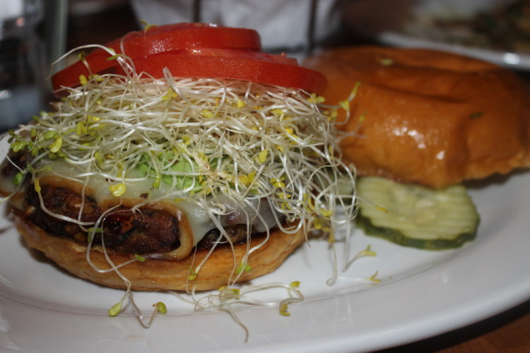 Zinburger Wine and Burger Bar in Boca Raton