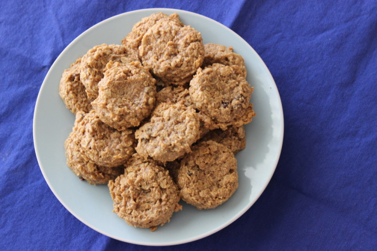 Cinnamon Raisin Peanut Butter Oatmeal Cookies #SundaySupper