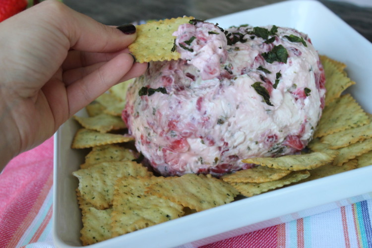 Strawberry Basil Goat Cheese Ball #FLStrawberry #SundaySupper