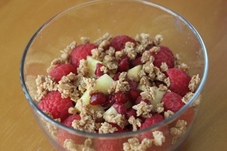 Power Berry Breakfast Bowl