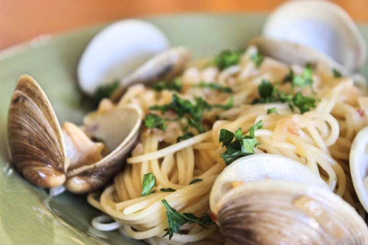 Linguine with Clams #thetalkofthetable