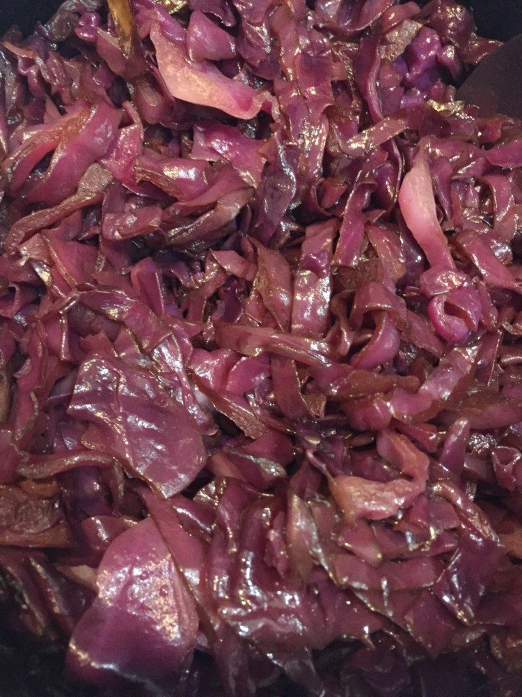 Recipe for Balsamic Braised Red Cabbage Side Dish