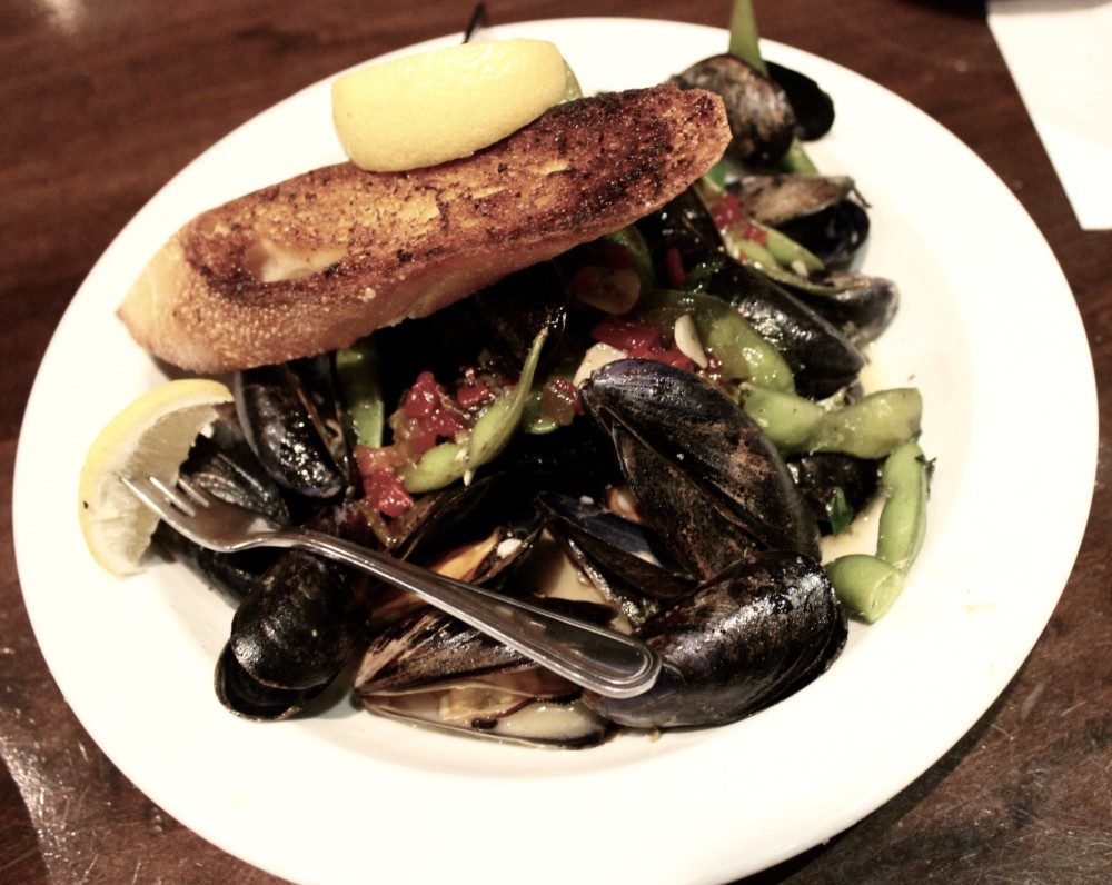 Henry's Delray Beach, Mussels