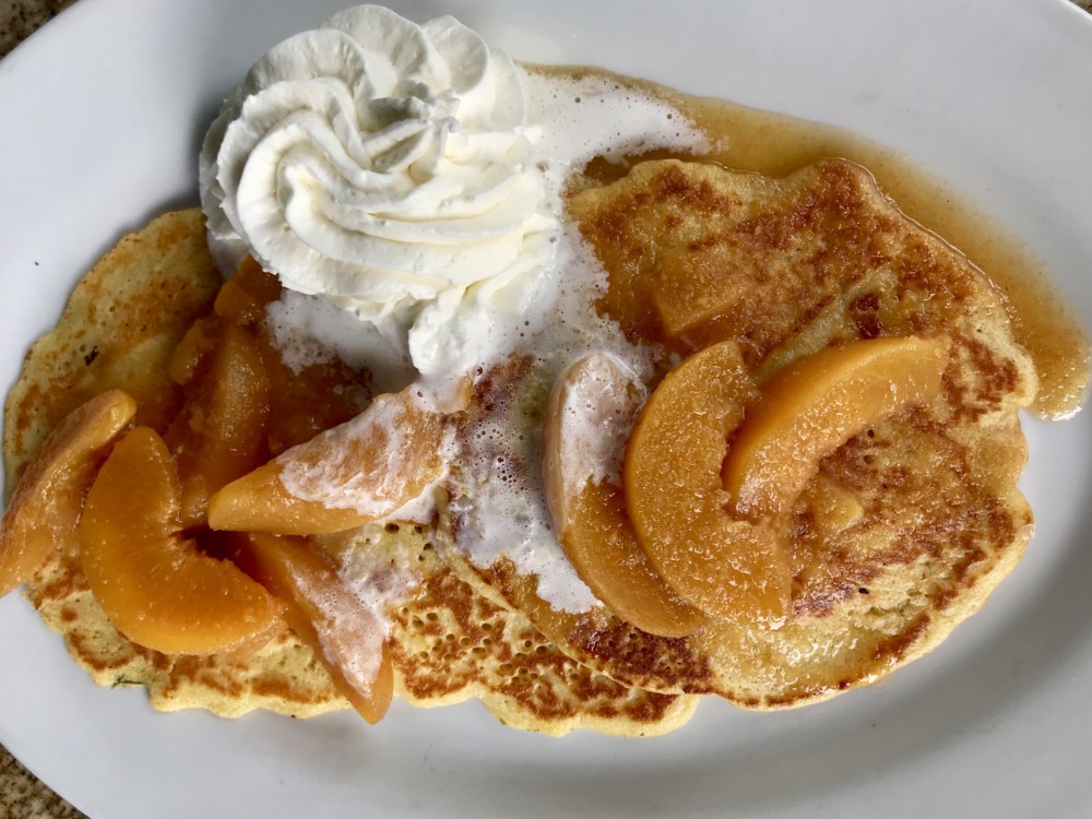Henry's Delray, Peach Cobbler Pancakes