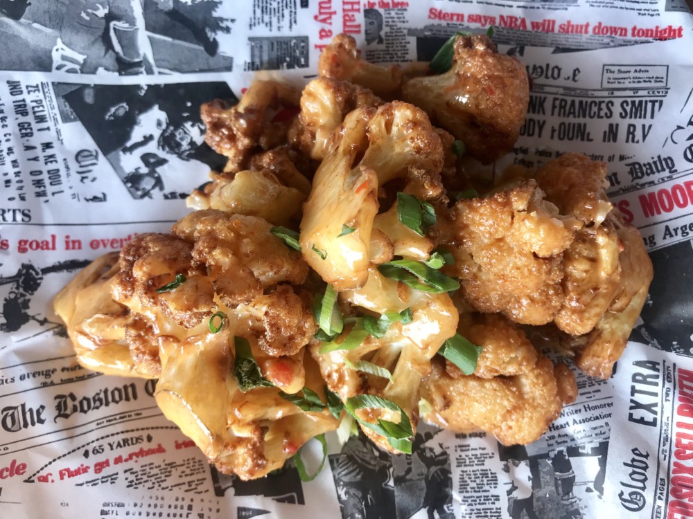 Boston's on the Beach Delray, Cauliflower Wings