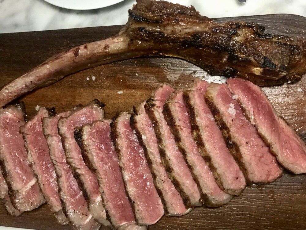 Trophy Room Wellington, Tomahawk Steak