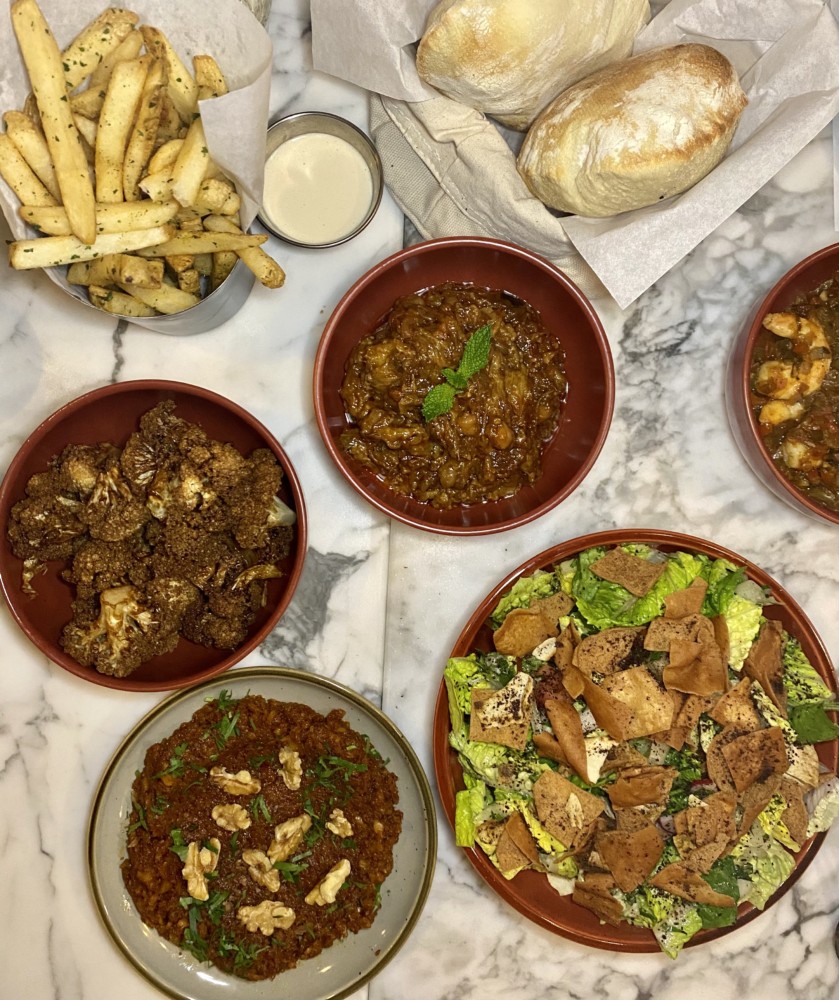 Amar Delray, Mezze Spread