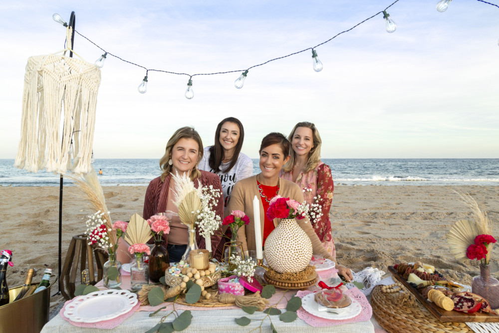 The Little Gatherings Beach Picnic