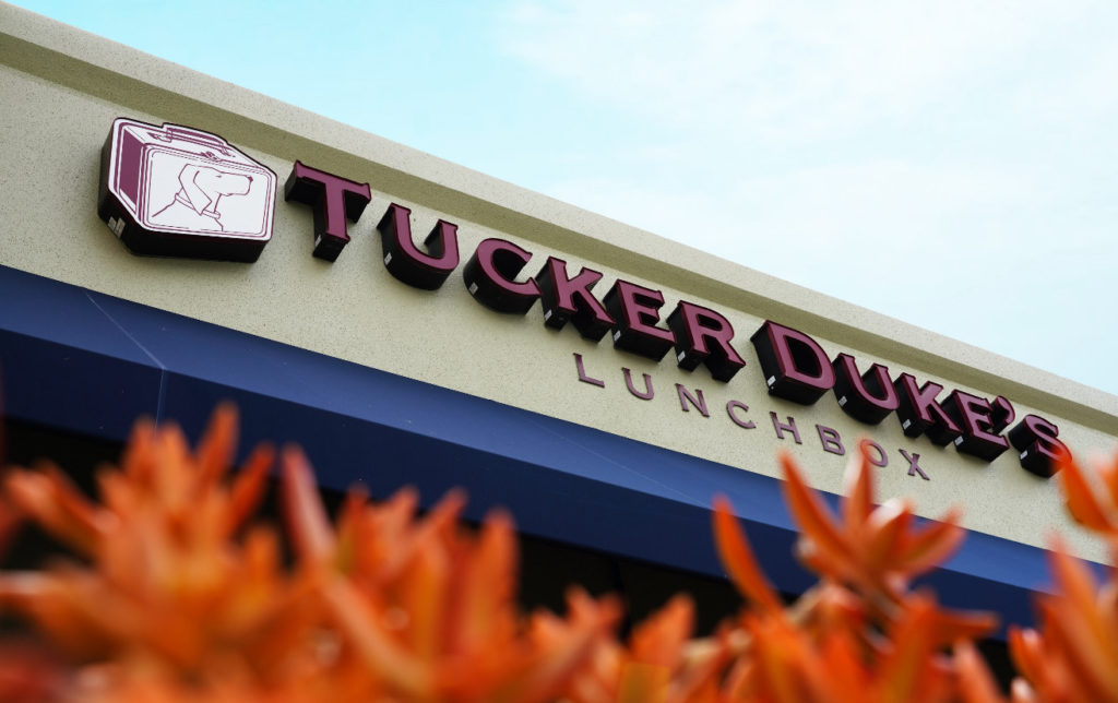 happy hour restaurants